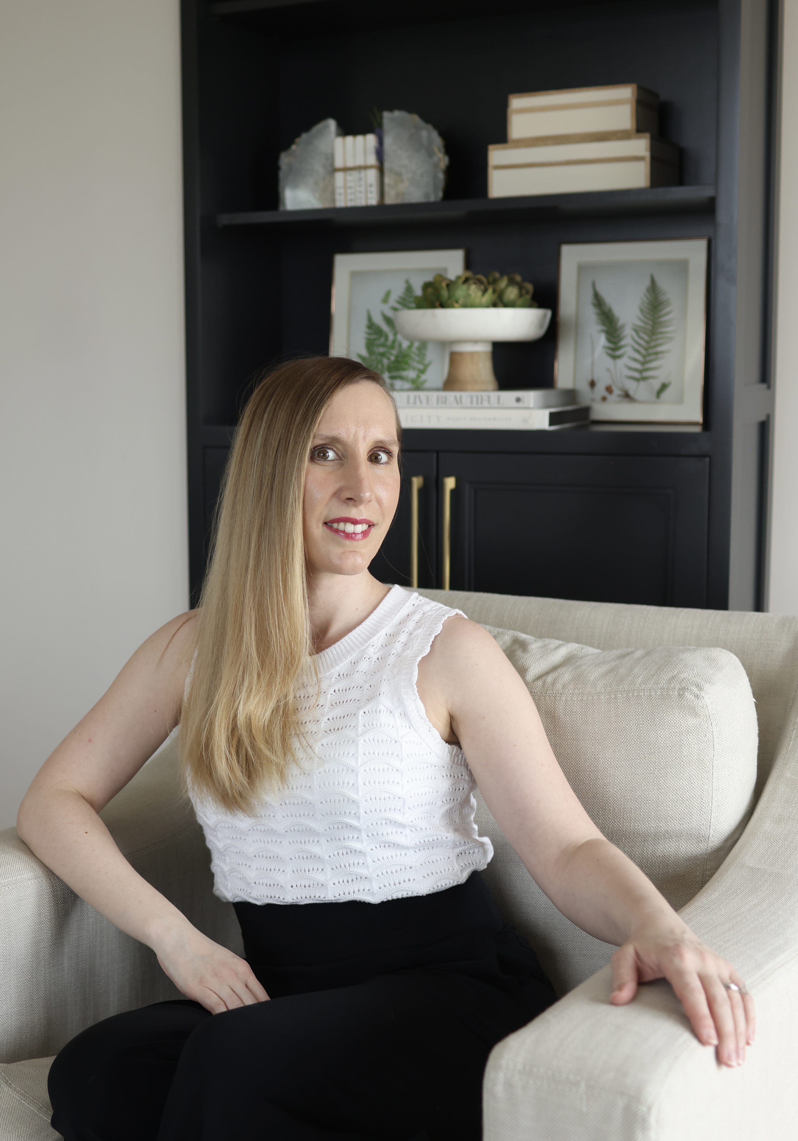 Dr. Laura T. Sidari, MD — board-certified psychiatrist and founder of Sidari Consultants
